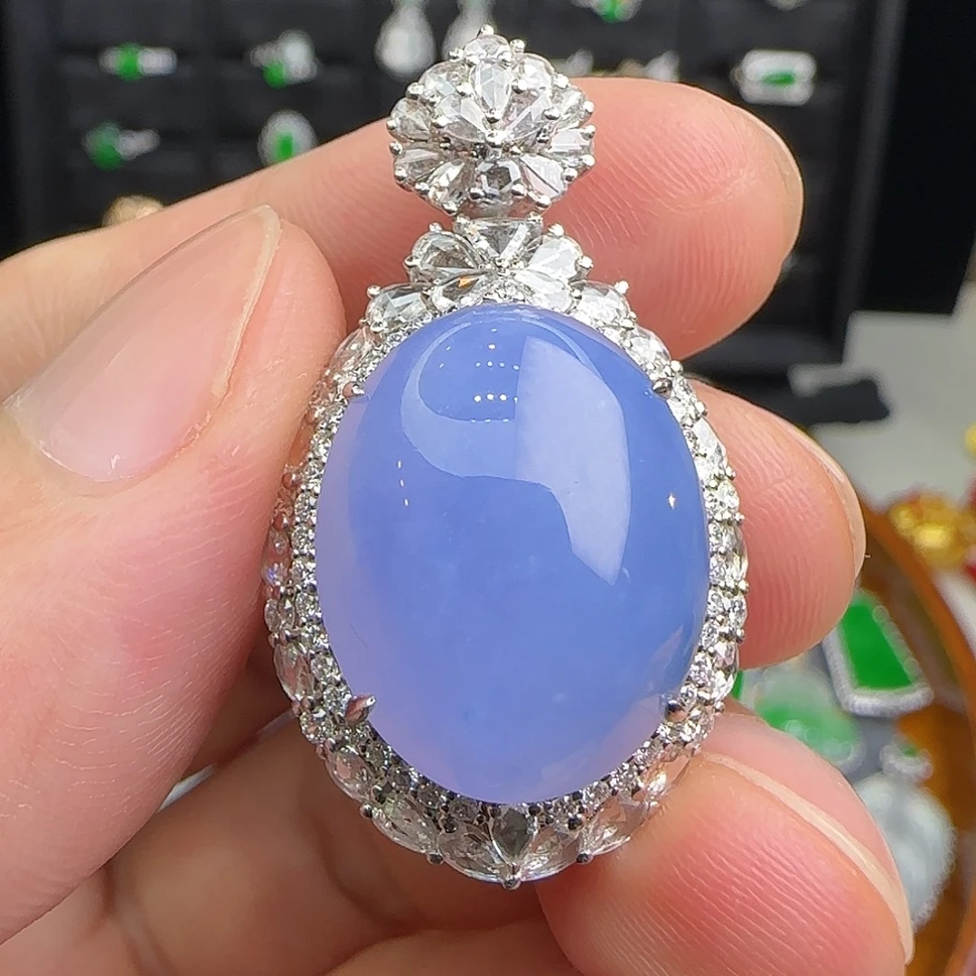 翡翠18K金镶嵌颈饰天然翡翠