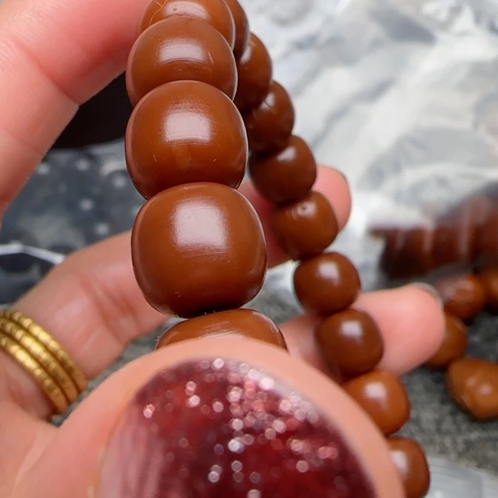 橄榄核吊坠橄榄油等成分组成