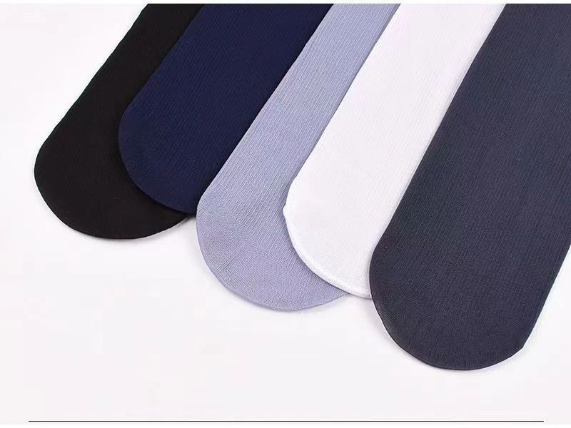 188 （二十双） 男士透气舒适条子袜子 F28