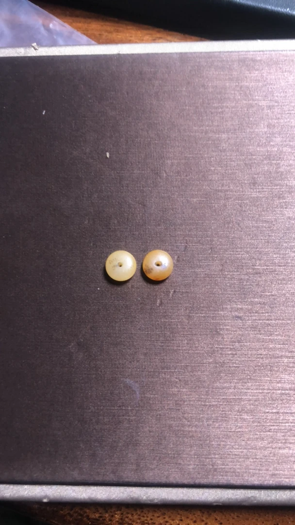 新疆和田玉小隔片