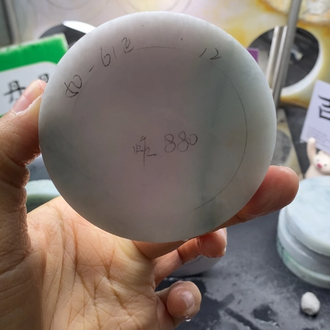 定制翡翠未镶嵌翡翠手镯