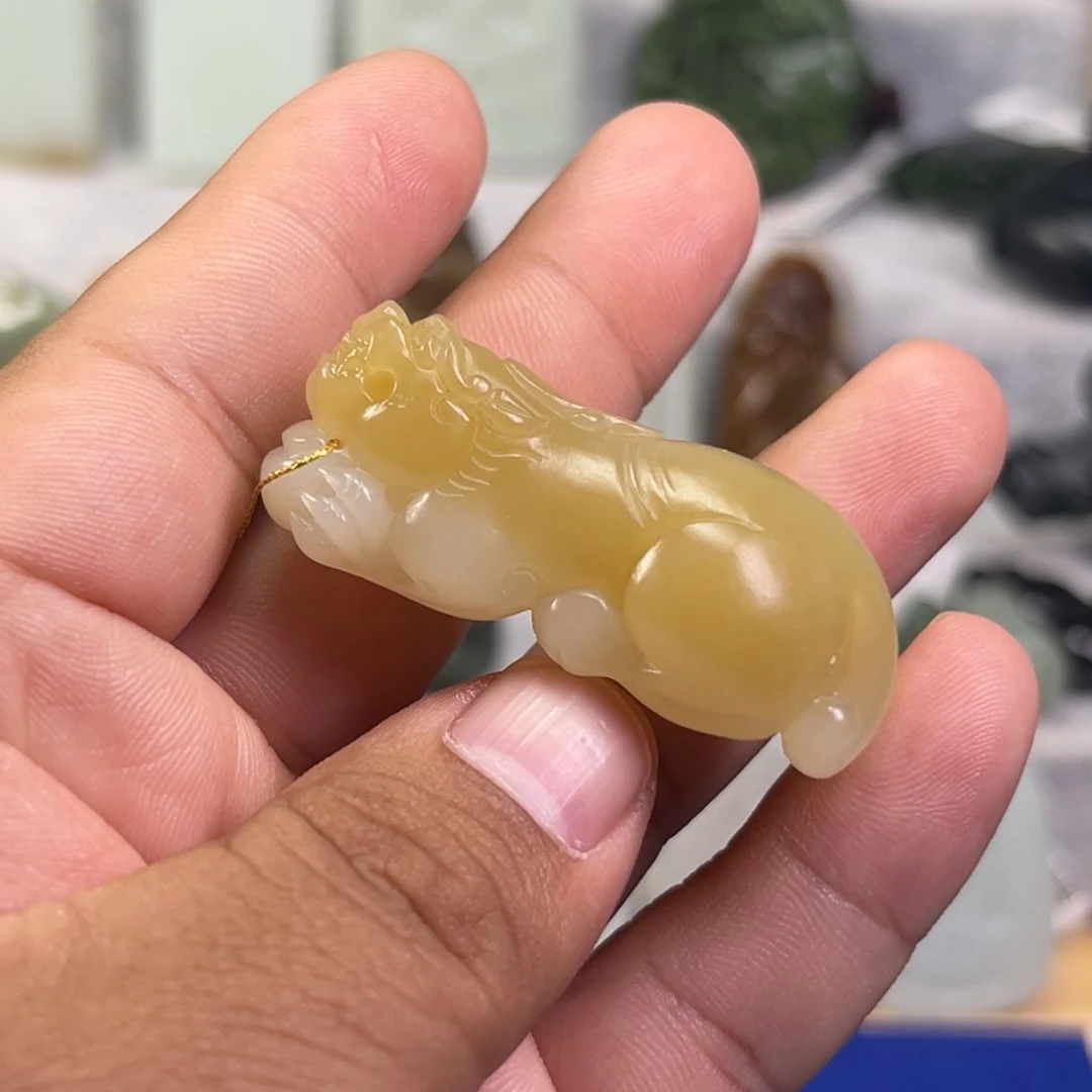 和田玉颈饰未镶嵌三**九