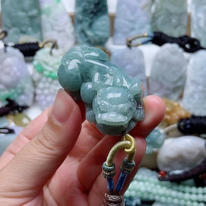 翡翠未镶嵌吊坠(不含链)11