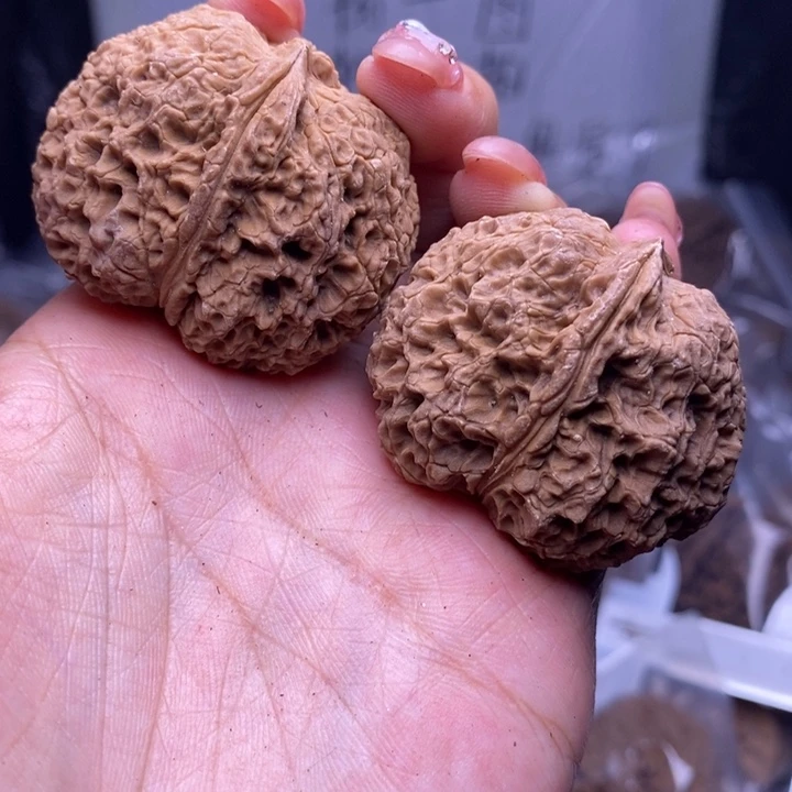 文玩核桃把件云南野生铁核桃37号41mm