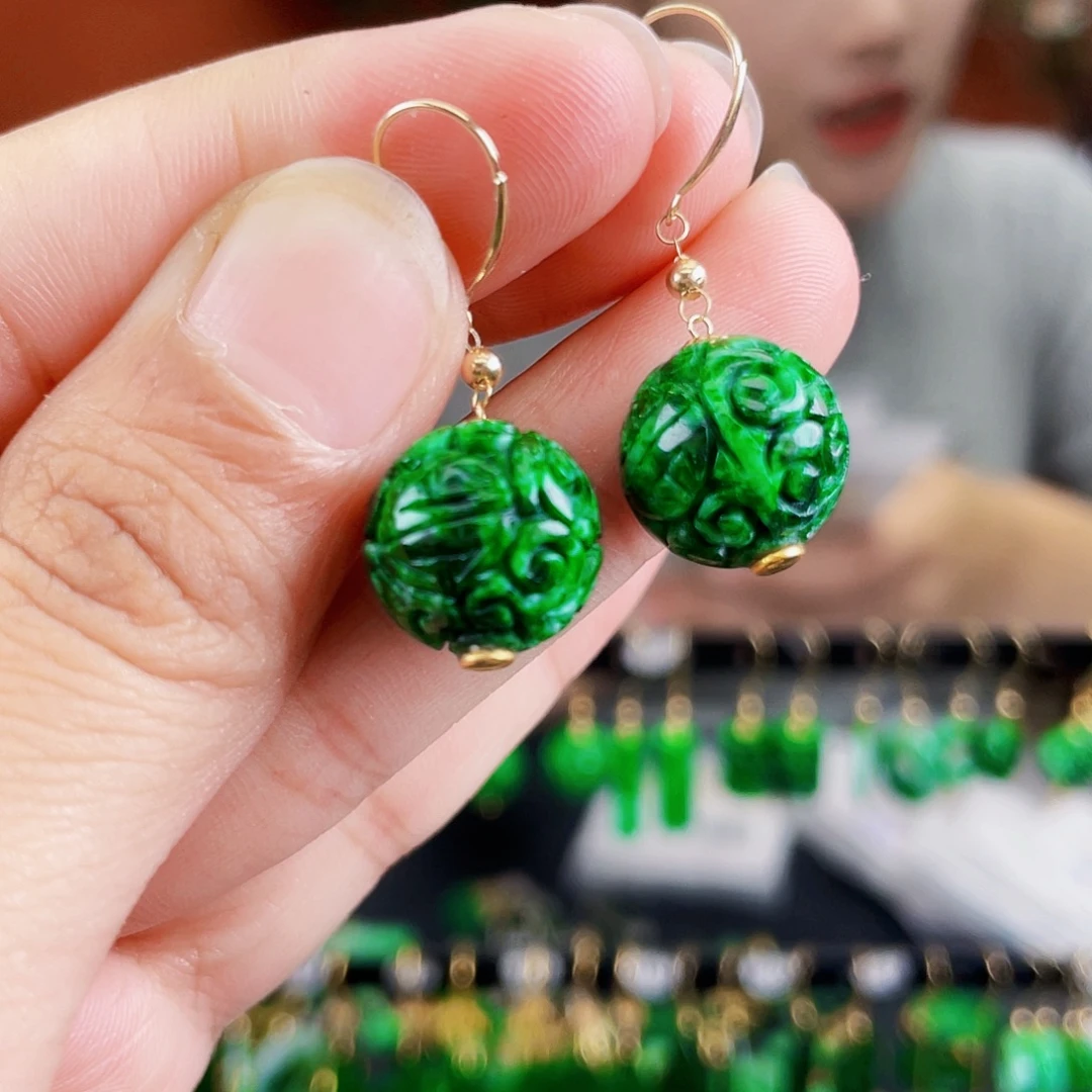 翡翠18K金镶嵌耳饰