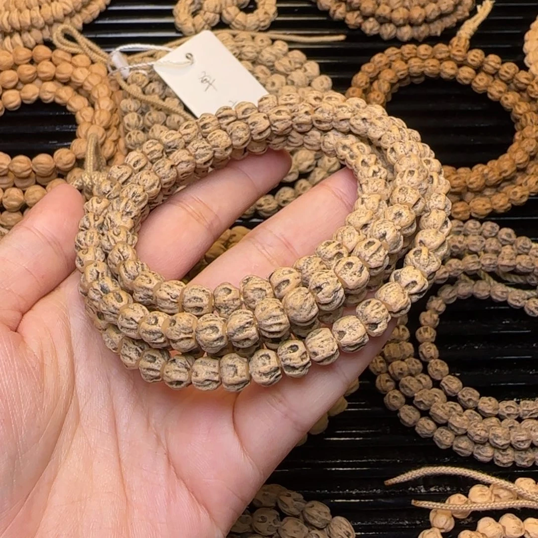 柏香籽/百香籽手串游****?