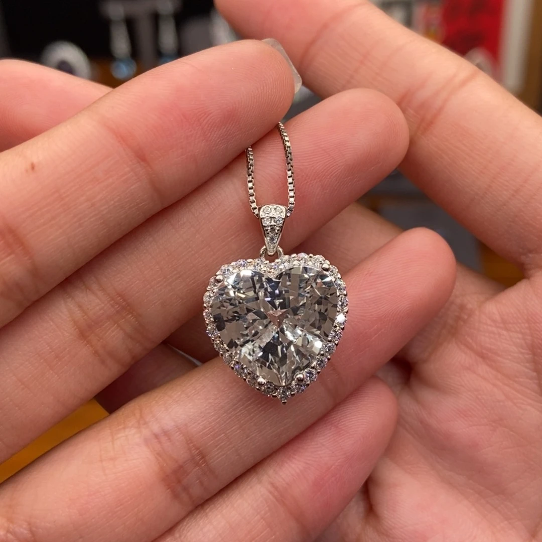 颈饰银S925镶嵌托帕石1111