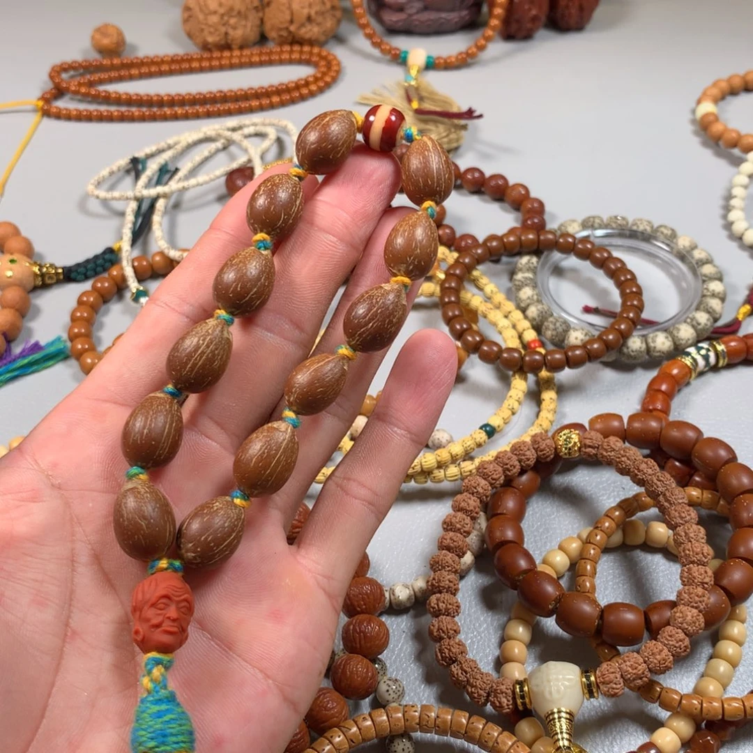 椰蒂吊坠。。。。。。。。。。。