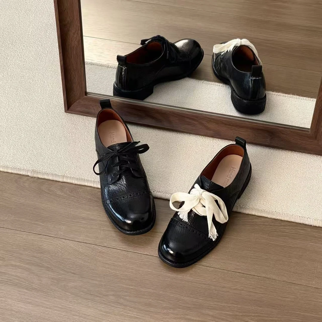 HUSSLOVE 头层牛皮·跟高3CM·英伦风深口系带耐磨布洛克单鞋