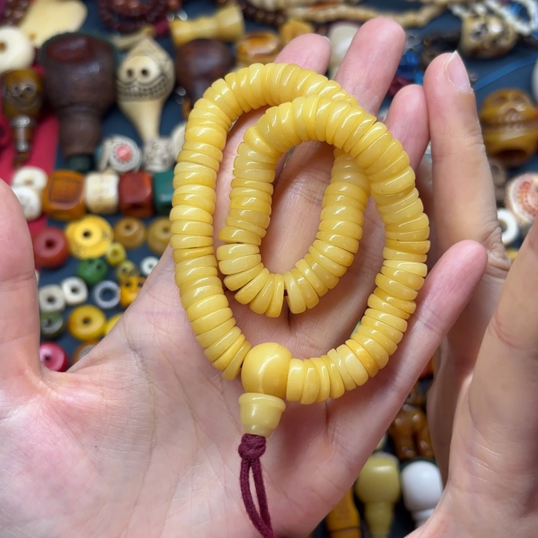 配饰和其他饰物是最基本礼貌