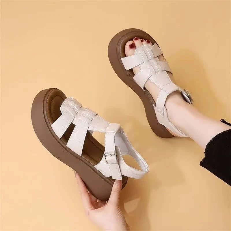 厚底罗马凉鞋夏款2025新款增高时尚仙女风配裙软底沙滩鞋女士凉鞋