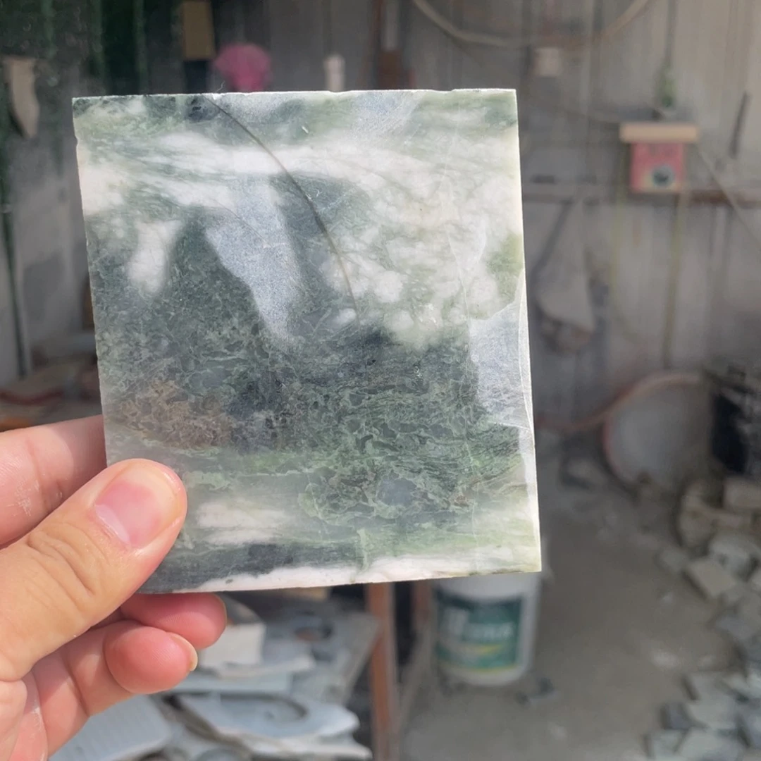 追****独山玉未镶嵌手镯