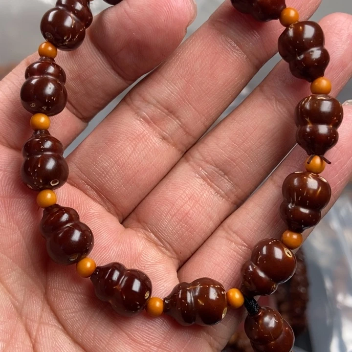 猴头核桃吊坠今天