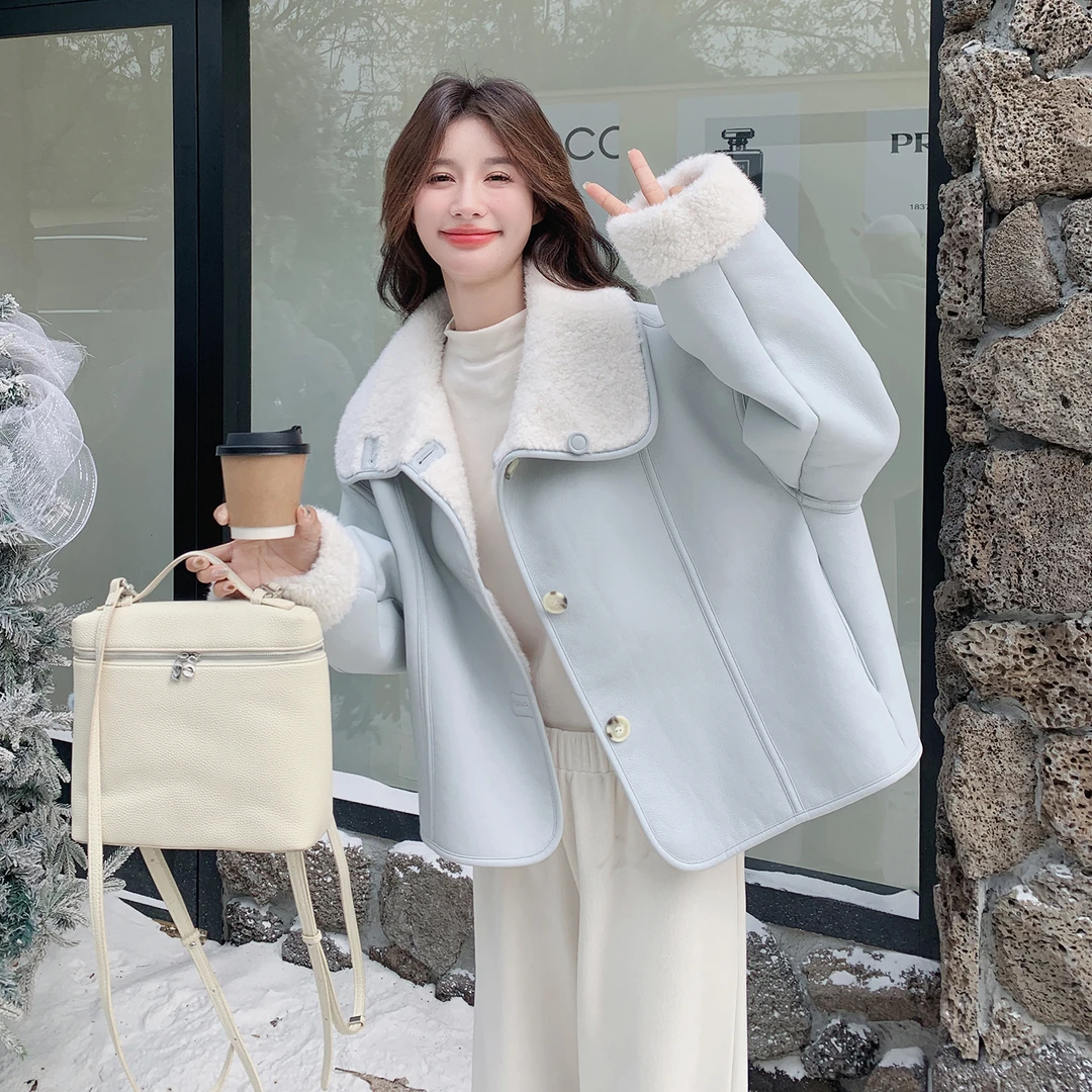 浅蓝色两面穿仿皮毛一体仿羊羔毛外套女冬季2025新韩系小个子短款