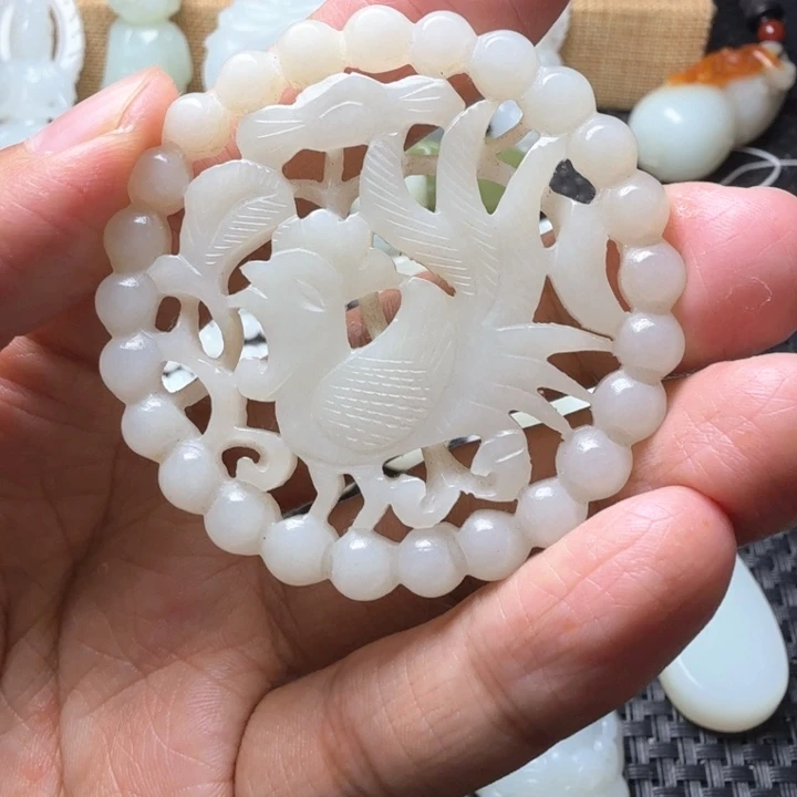 和田玉未镶嵌挂件