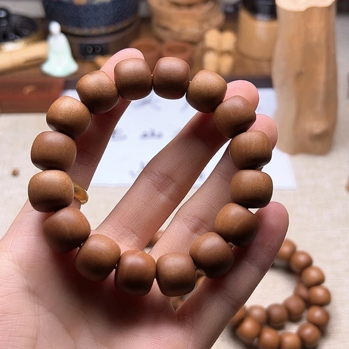 檀香木手串/手链13x14 单圈