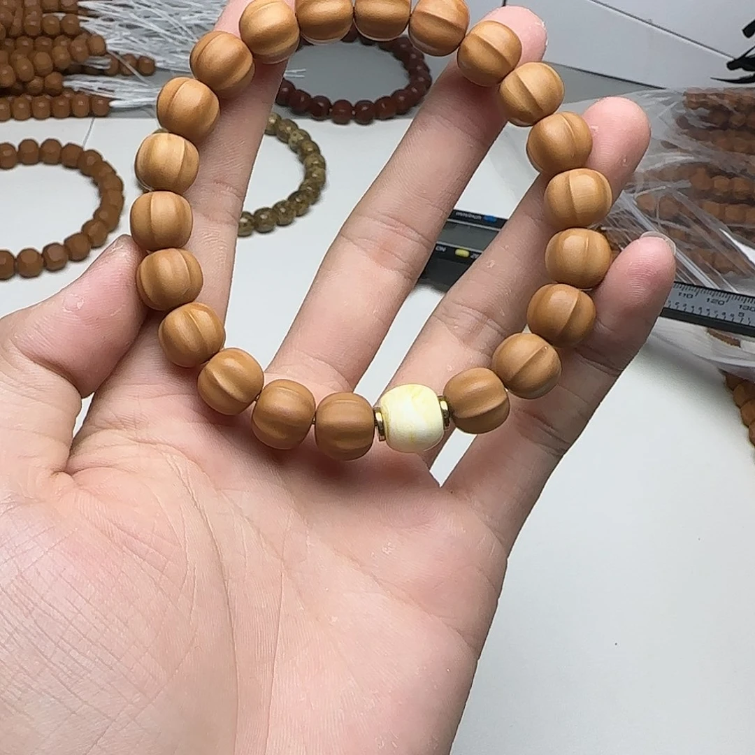 吊坠猴头核桃鲨鱼1