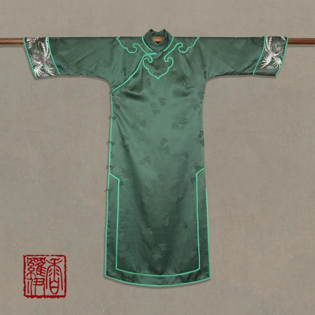 香罗伊【青园朝】传统复古绣花上衣