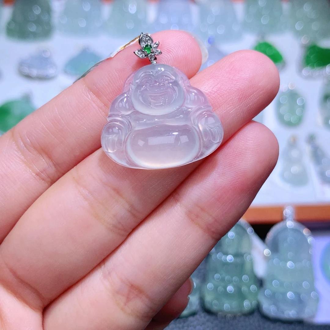 颈饰18K金镶嵌翡翠佛公