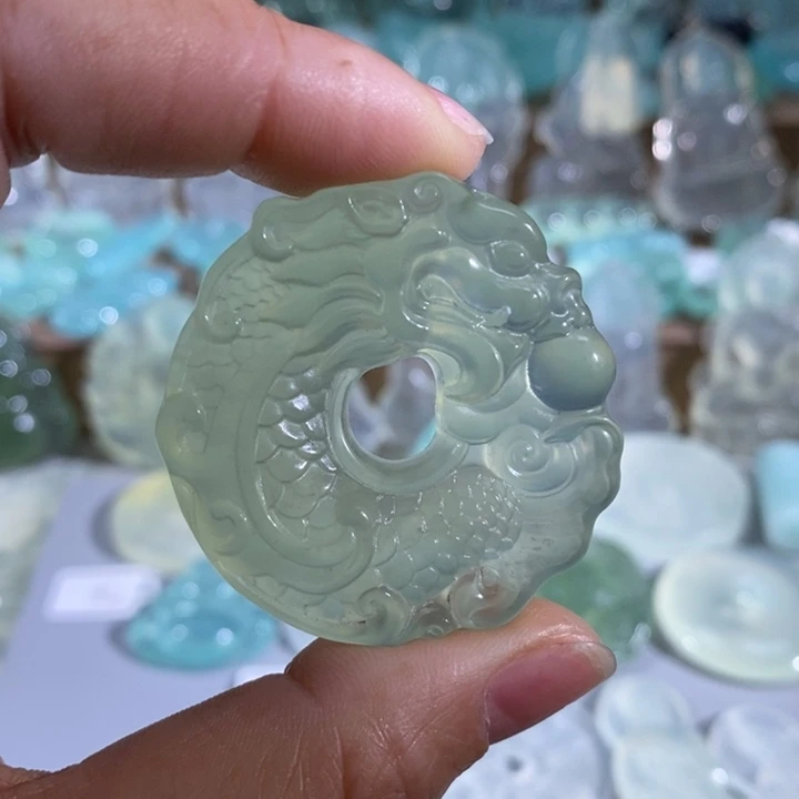 岫玉吊坠未镶嵌吊坠