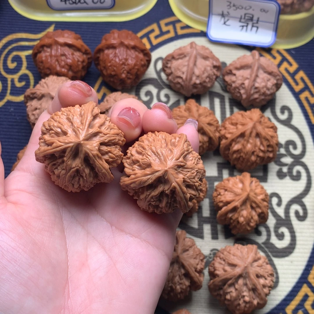 文玩核桃吊坠文山36