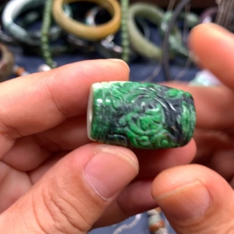 【闪购商品】颈饰未镶嵌翡翠无**虑