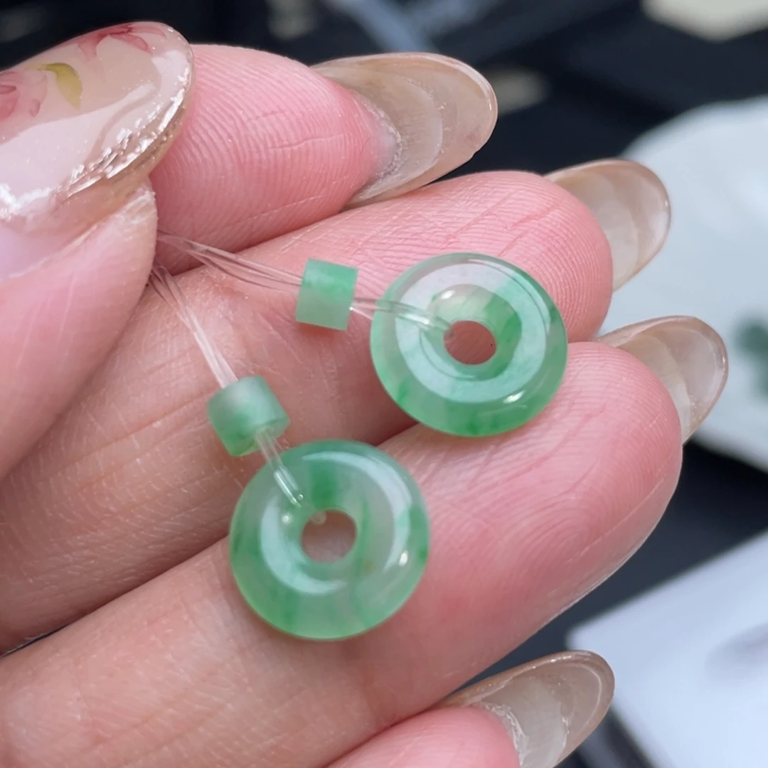 定制翡翠未镶嵌甜甜圈