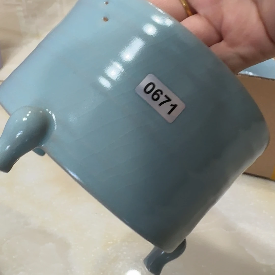 莳***堂汝瓷671。。。。。。。。。我