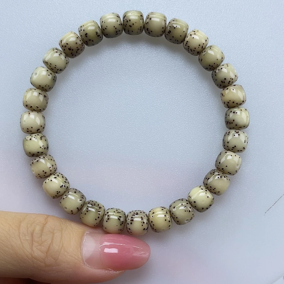 星月菩提吊坠通体 粉冰 全玉化