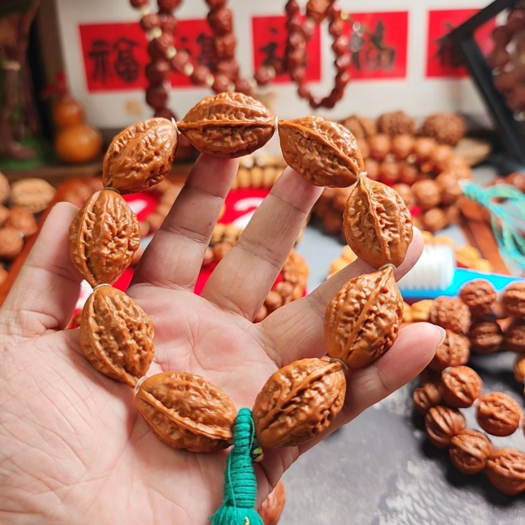 文玩核桃手串大白菜手持楸子核桃手串