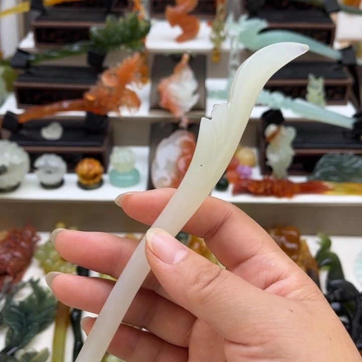 蛇纹石玉未镶嵌岫玉发簪