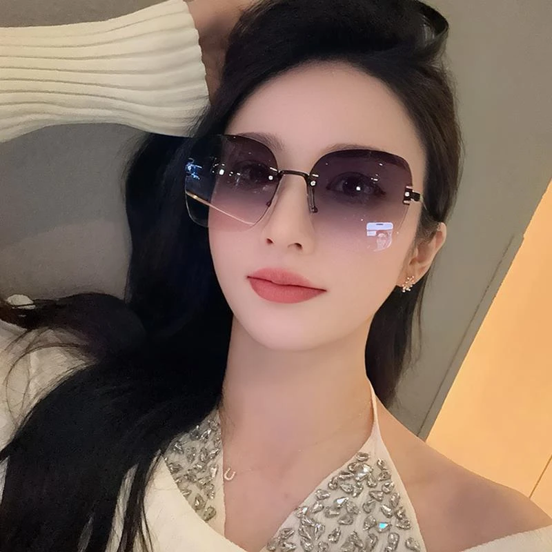 帕森精品无框渐变色墨镜女款2025新款高级感防紫外线大脸显瘦切边