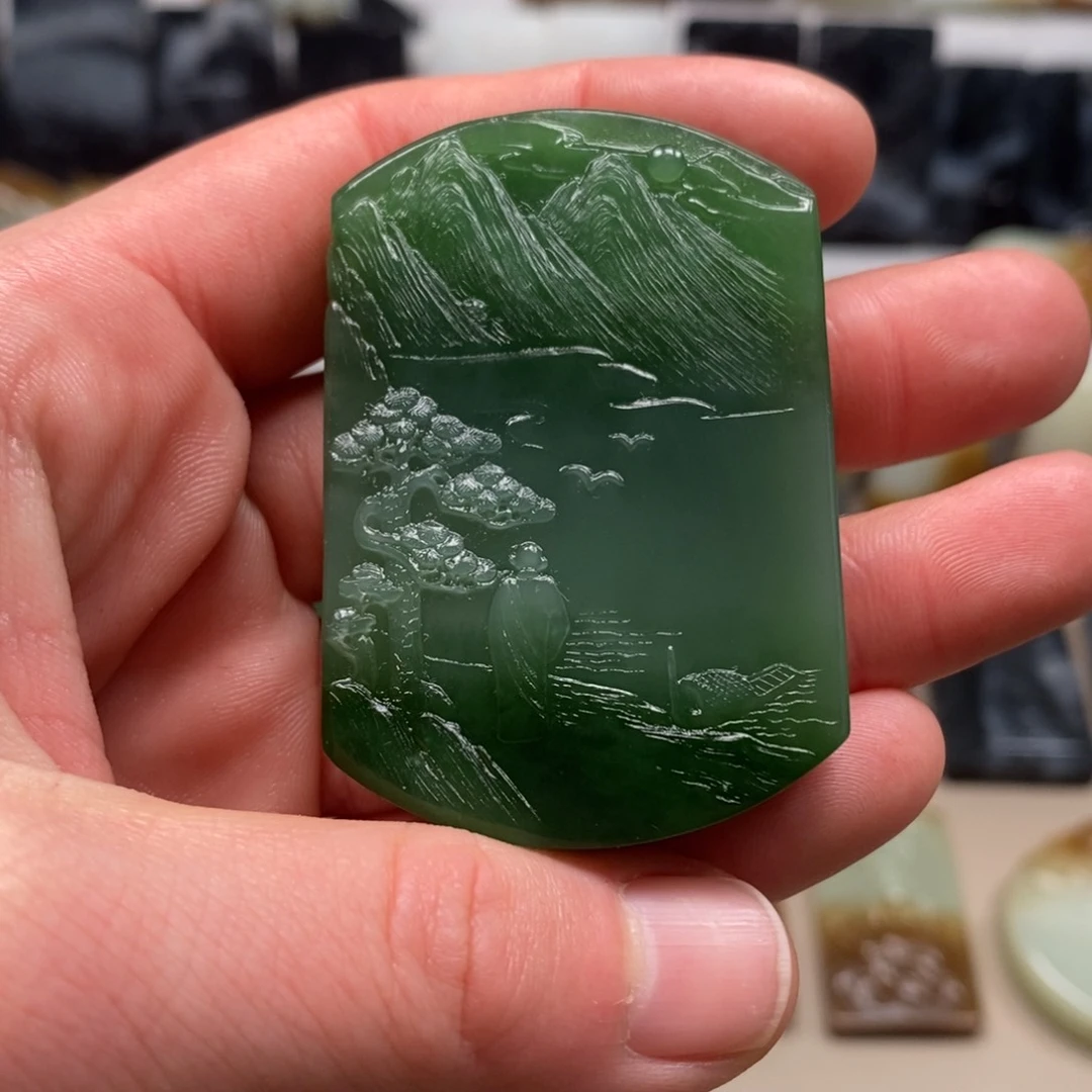 和田玉（糖玉）颈饰未镶嵌➹**?