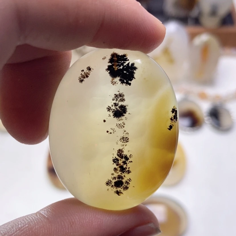 【闪购商品】玛瑙/玉髓颈饰未镶嵌