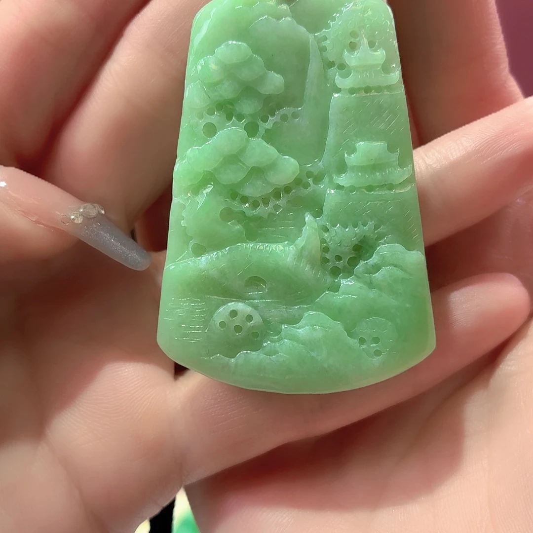 翡翠未镶嵌颈饰翡翠