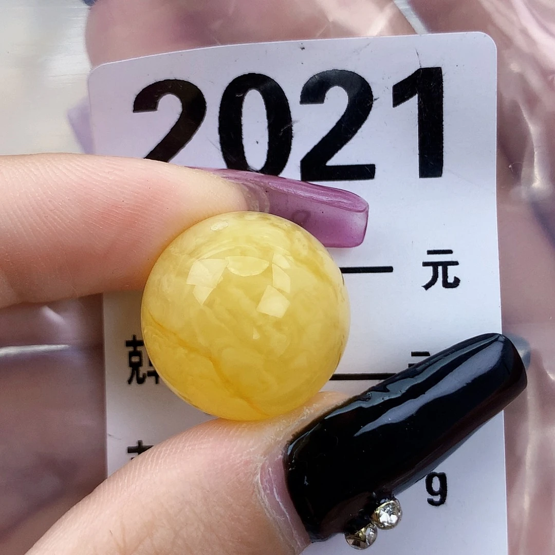 琥珀未镶嵌珠宝奇石19.2一颗粉