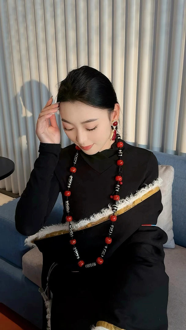 新款半羊羔毛冬季藏服藏袍