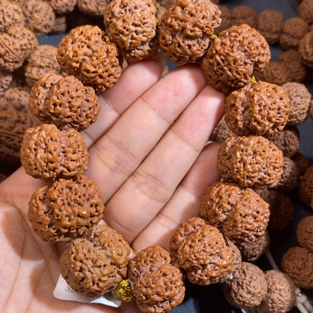 金刚菩提手串纽扣蜂王26mm