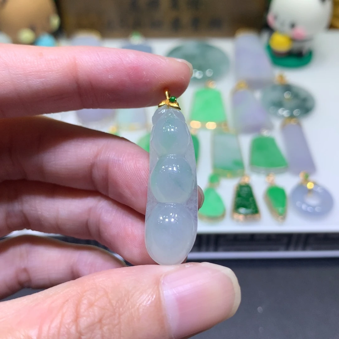 翡翠18K金镶嵌吊坠(不含链)