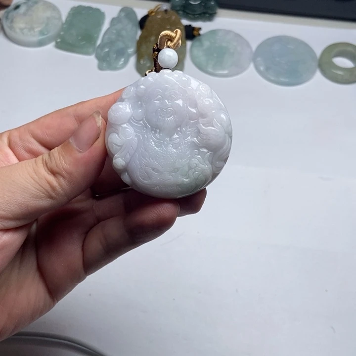 翡翠未镶嵌颈饰财爷12