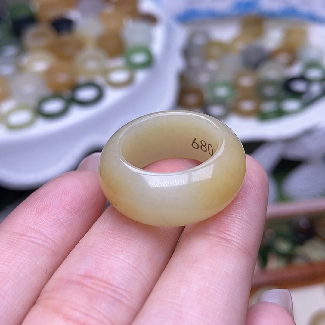未镶嵌戒指和田玉18新品糖