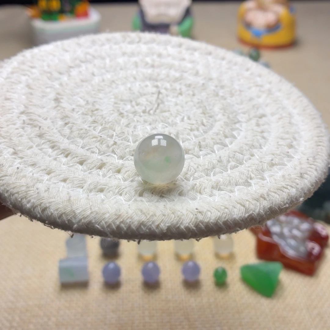 翡翠未镶嵌手链12.58冰咖圆珠