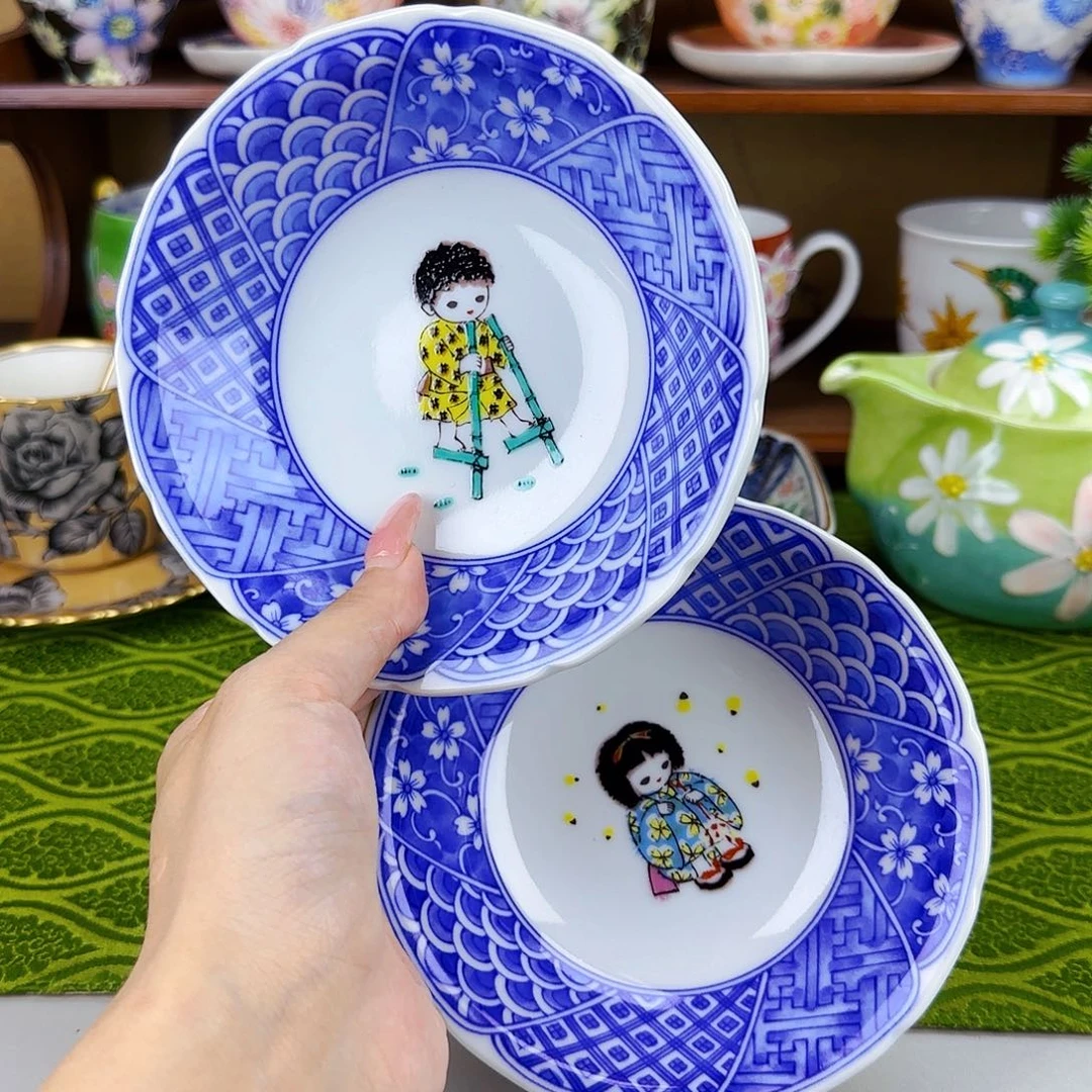 他家茶具瓷器真好看两只