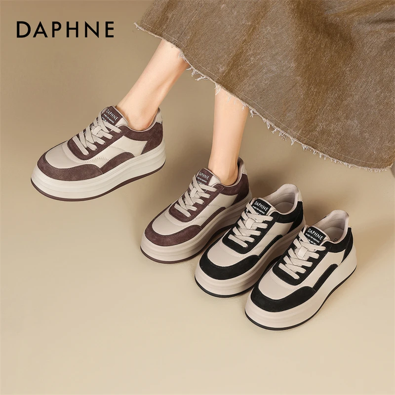 达芙妮2024时尚简约百搭冬季厚底舒适户外加绒保暖圆头系带休闲鞋