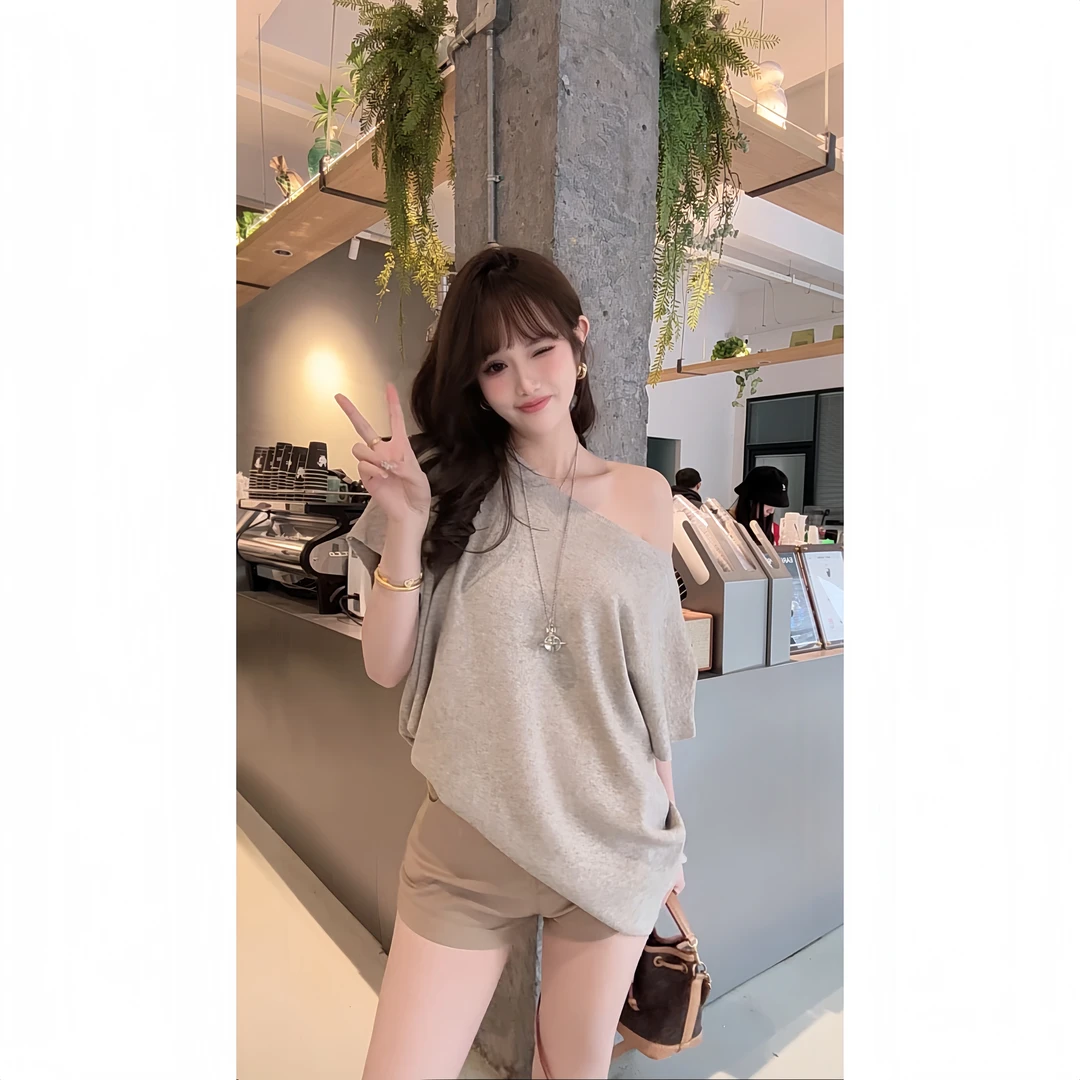 韩系夏松弛感宽松蝙蝠袖2025新款女纯色慵懒显瘦设计感别致上衣