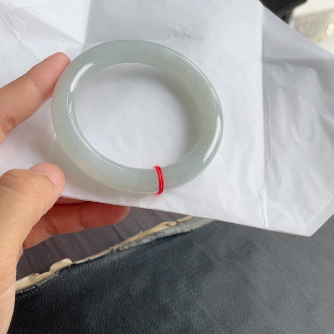 未镶嵌手镯翡翠翡翠手镯