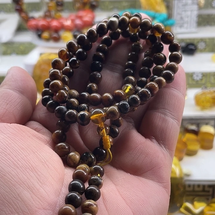 琥珀未镶嵌裸石项链