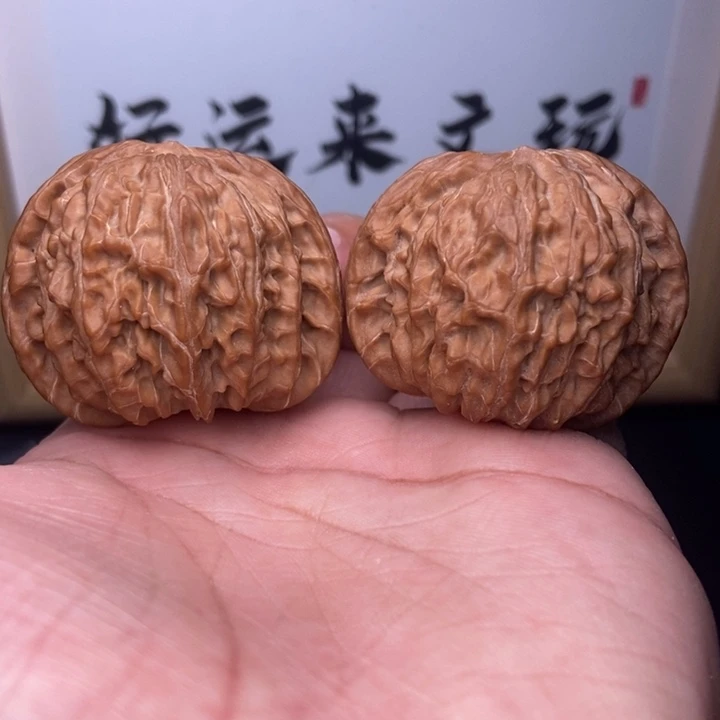 核桃全品磨盘狮子头