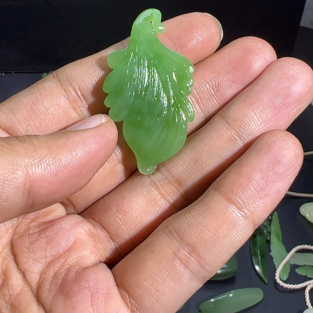 未镶嵌和田玉（碧玉）挂件