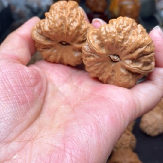 桃核吊坠路*°蛙蛙蛙蛙